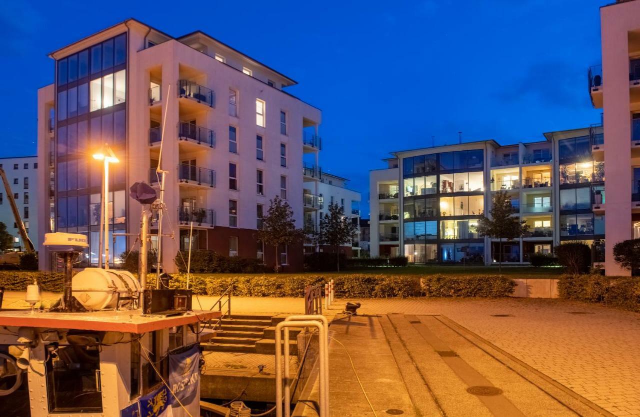 "Myharbourfront", Luxurioeses Wohnen An Der Hafenmole Daire Rostock Dış mekan fotoğraf